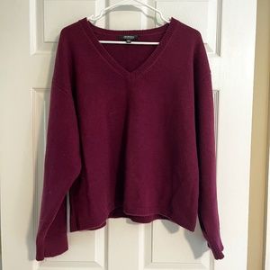 Saks 5th Ave Cashmere v neck sweater, size L, burgundy/ wine